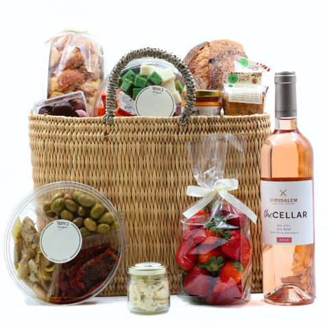 מארז גבינות ודליקטסים