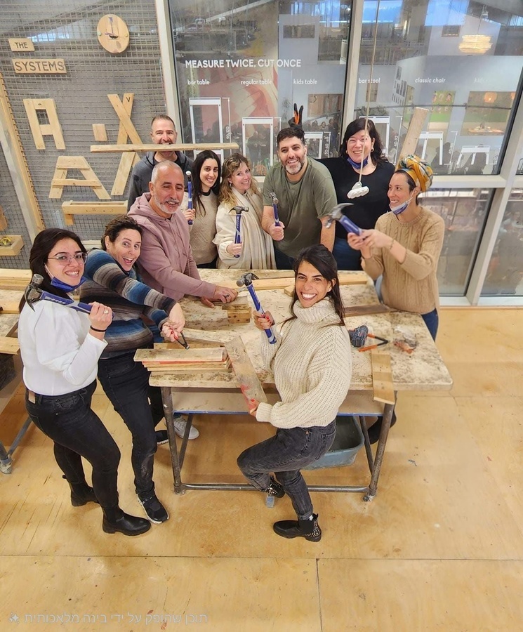 סדנאות יצירה, נגרות ומחדוש